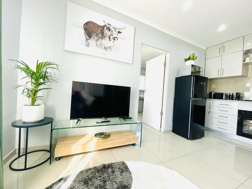 Trendy, Comfortable 1 Bedroom Apartments In Umtata Exterior photo
