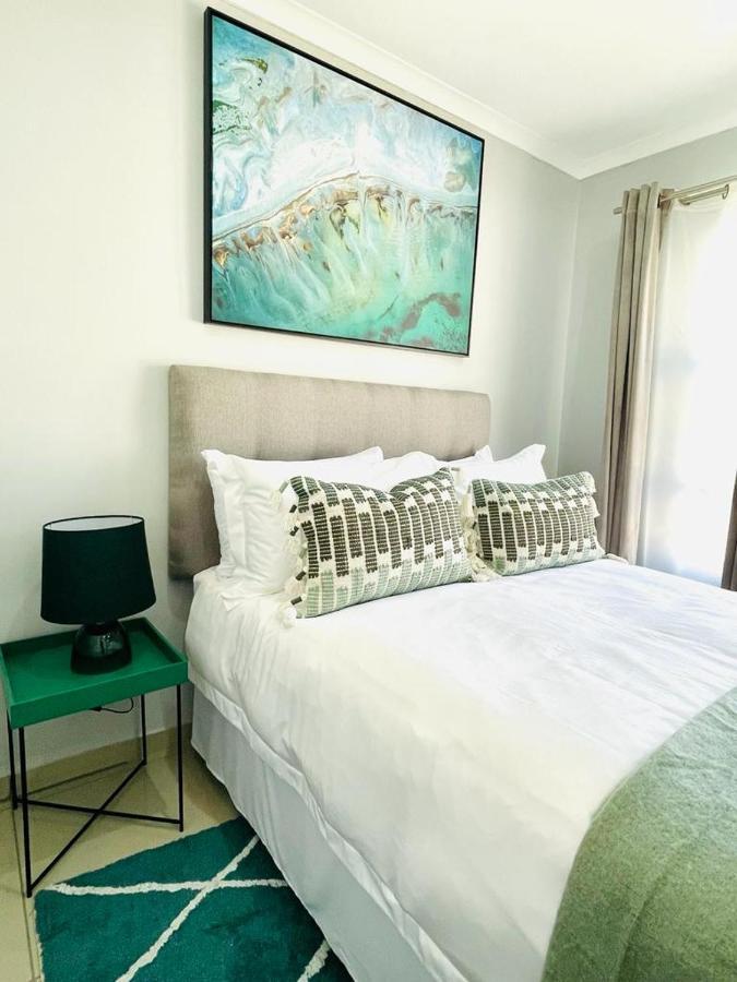 Trendy, Comfortable 1 Bedroom Apartments In Umtata Exterior photo